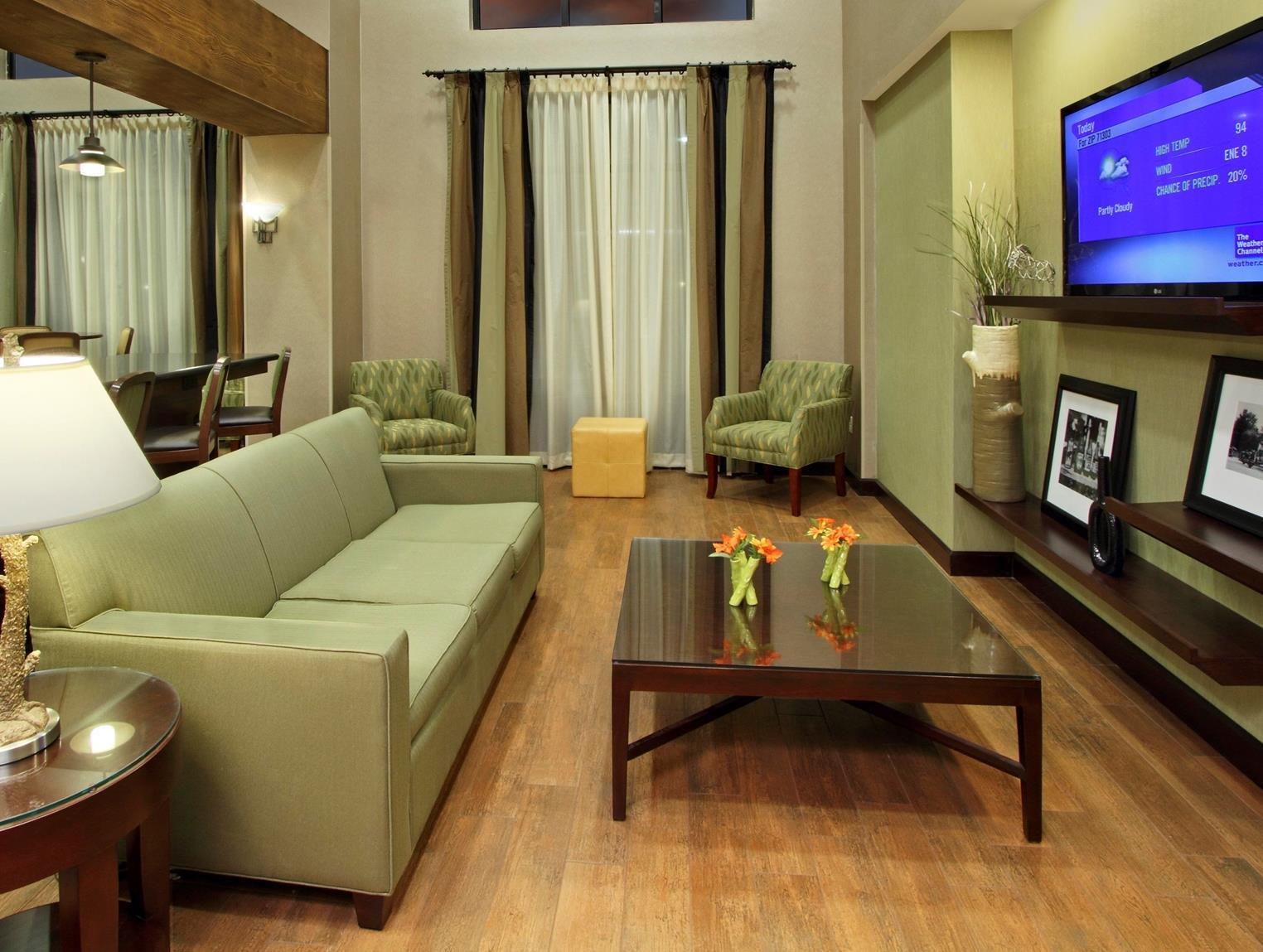 Hampton Inn & Suites Александрия Екстериор снимка